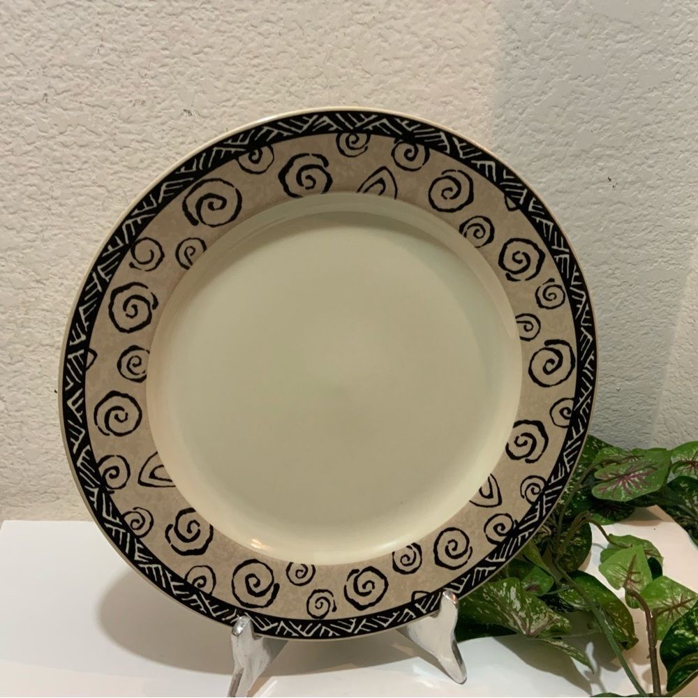 12" Chop Plate/Round Platter Desert Sands by SAKURA Stoneware Width 12 5/8"